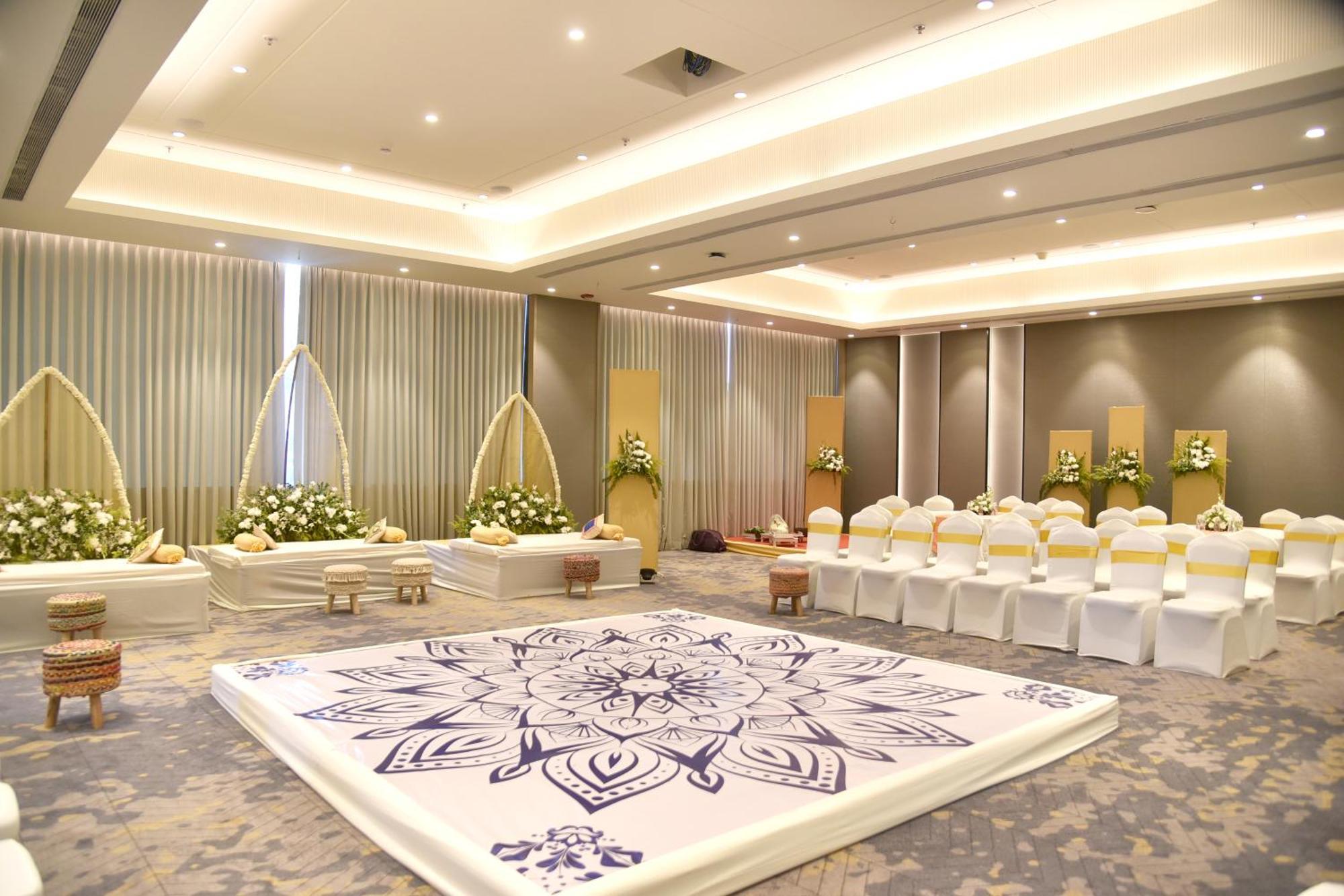 Fairfield By Marriott Vadodara Esterno foto