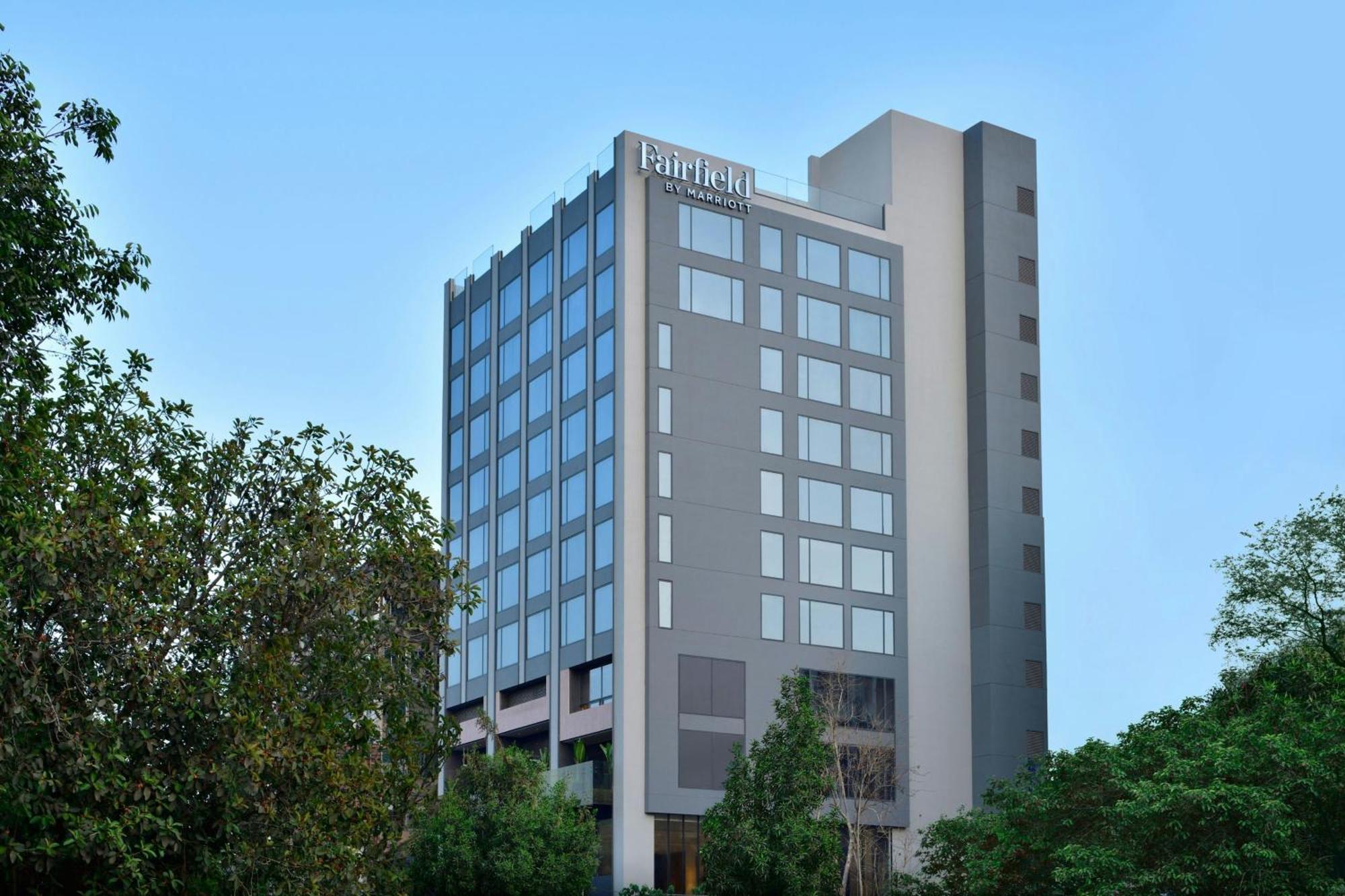 Hotel Fairfield By Marriott Vadodara Esterno foto